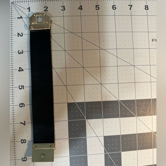 Animal Print Bracelet with Gold Metallic Closure - Picture 2 of 8